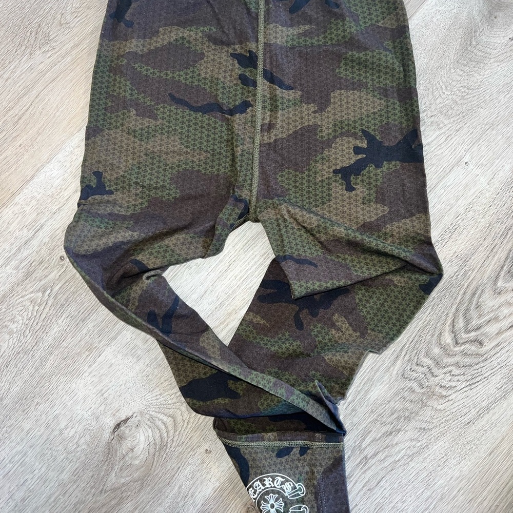 Camo Chrome Hearts Legging L (Runs Small)💚🤎🖤 - Picture 3 of 5
